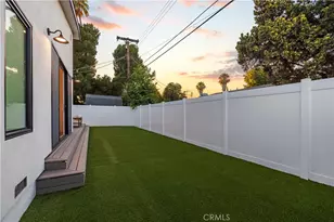 17337 Tiara St, Encino, CA 91316 - Photo 48