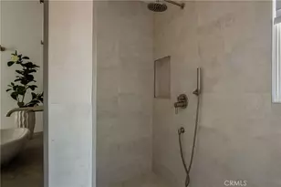 225 Notteargenta Rd, Pacific Palisades, CA 90272 - Photo 28