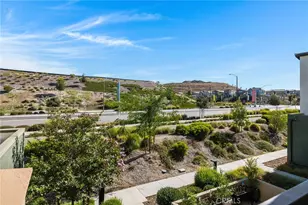 27036 Painted Sky, Valencia, CA 91381 - Photo 18