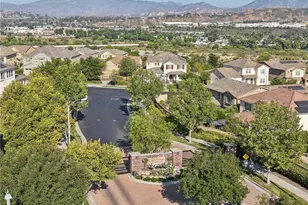 22384 Riverstream Ct, Saugus, CA 91350 - Photo 68