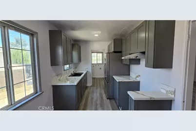 9646 Sandusky Avenue, Arleta, CA 91331 - Photo 4