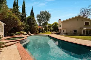 18625 Delano St, Tarzana, CA 91335 - Photo 22
