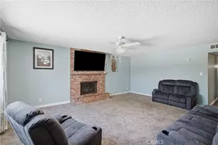 524 B St, Bakersfield, CA 93304 - Photo 12