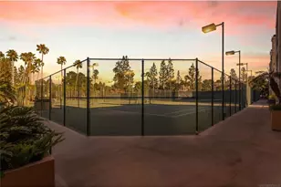 5550 Owensmouth, Woodland Hills, CA 91367 - Photo 20