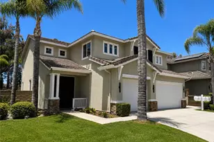 28379 Calex Dr, Valencia, CA 91354 - Photo 2