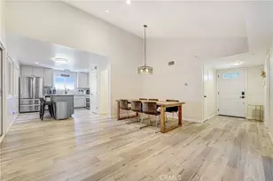 28038 Lakehurst, Canyon Country, CA 91351 - Photo 2