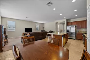 3033 Trousdale Dr, Lancaster, CA 93536 - Photo 10