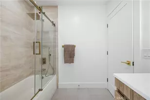 3667 Cimarron, Los Angeles, CA 90018 - Photo 30