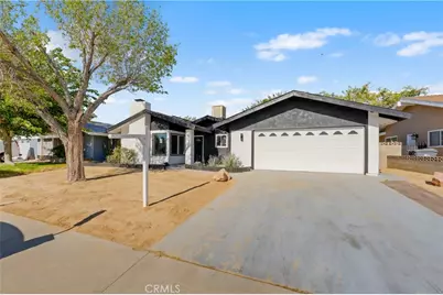 44934 Hanstead, Lancaster, CA 93535 - Photo 4