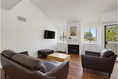 10740 Woodley Avenue #3, Granada Hills, CA 91344 - Photo 6
