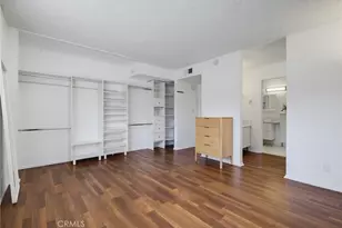 10740 Woodley Ave, Granada Hills, CA 91344 - Photo 16