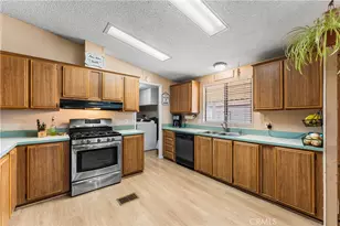 5200 Entrar, Palmdale, CA 93551 - Photo 16