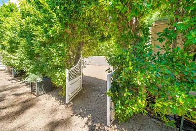 5923 Corbin, Los Angeles, CA 91356 - Photo 60