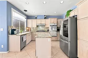 42103 Desert Hill Dr, Quartz Hill, CA 93536 - Photo 14