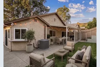 14071 Fenton Lane, Sylmar, CA 91342 - Photo 12