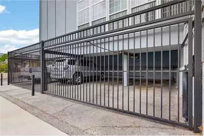 541 N Naomi, Burbank, CA 91505 - Photo 10