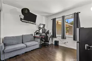23026 Posada, Valencia, CA 91354 - Photo 22