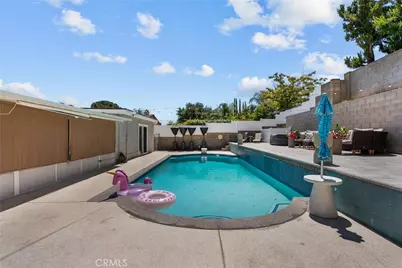 23026 Posada, Valencia, CA 91354 - Photo 48