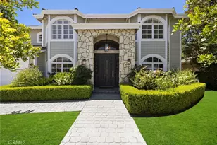 17650 Royce Dr, Encino, CA 91316 - Photo 2