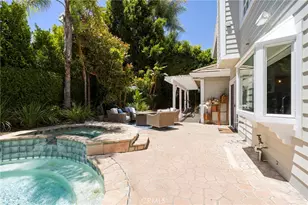17650 Royce Dr, Encino, CA 91316 - Photo 40