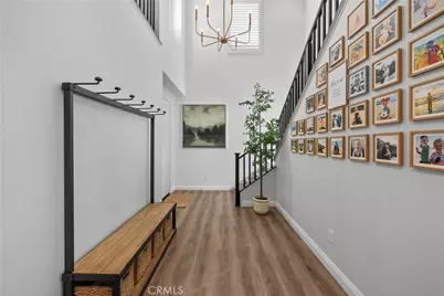28507 Daybreak Way, Saugus, CA 91350 - Photo 6