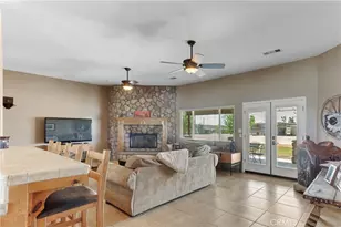 241 Vera Fern Dr, Bakersfield, CA 93308 - Photo 8