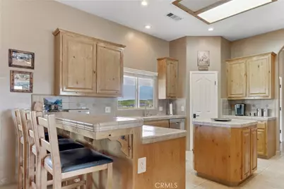 241 Vera Fern Drive, Bakersfield, CA 93308 - Photo 16