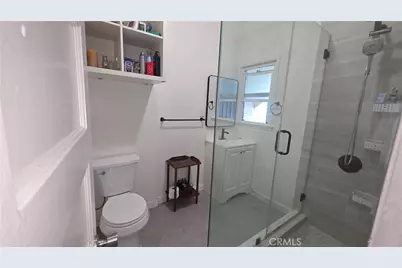 1322 Van Ness Street, Los Angeles, CA 90019 - Photo 14