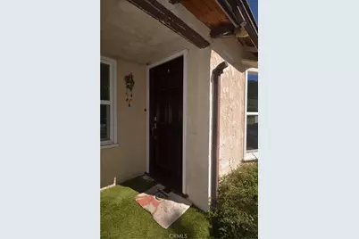 7024 Balcom, Reseda, CA 91335 - Photo 2