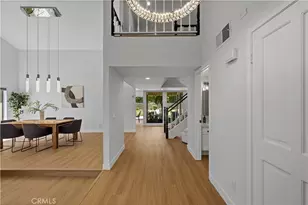 29033 Hollow Oak Ct, Agoura Hills, CA 91301 - Photo 2