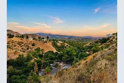 12229 Alta, Sylmar, CA 91342 - Photo 2
