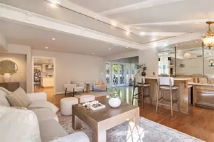 4200 Gayle Dr, Tarzana, CA 91356 - Photo 20