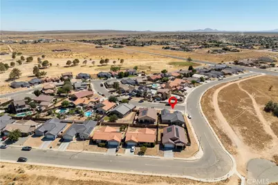 20844 Lakeview Drive, California City, CA 93505 - Photo 24