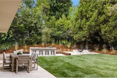 5873 Fairhaven, Woodland Hills, CA 91367 - Photo 22
