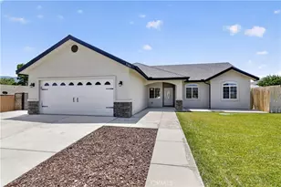 21841 Mid, Tehachapi, CA 93561 - Photo 2
