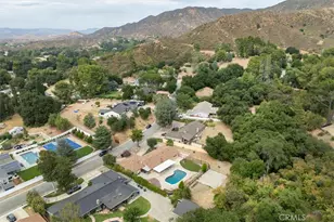 15848 Silver Star Ln, Canyon Country, CA 91387 - Photo 46