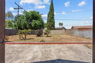 14609 S Cahita Ave, Compton, CA 90220 - Photo 26