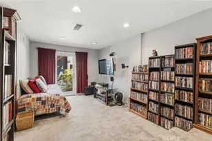 4956 Hood Dr, Woodland Hills, CA 91364 - Photo 28