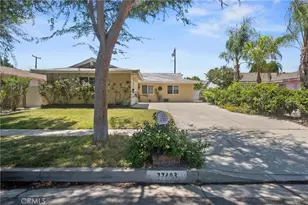 27403 Arriola, Saugus, CA 91350 - Photo 1