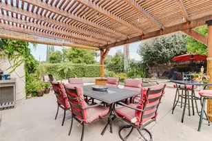 22323 Cantara St, Los Angeles, CA 91304 - Photo 28