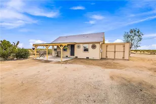 19658 E Ave F 8, Lancaster, CA 93535 - Photo 4