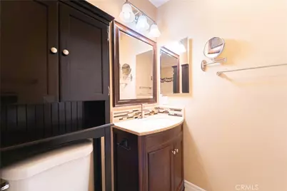 19722 Avenue Of The Oaks, Newhall, CA 91321 - Photo 20