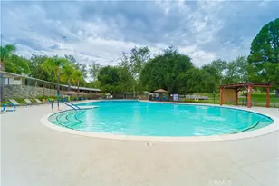 19722 Ave Of The Oaks, Newhall, CA 91321 - Photo 34