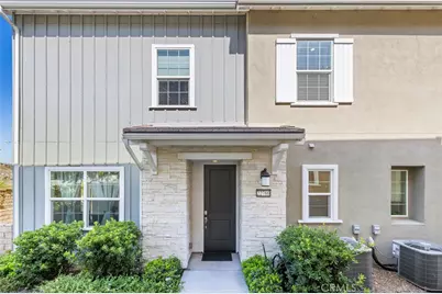 22760 Harmony Drive, Saugus, CA 91350 - Photo 36