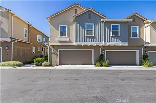 22760 Harmony Dr, Saugus, CA 91350 - Photo 2