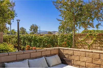 22760 Harmony Drive, Saugus, CA 91350 - Photo 42