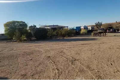 18501 Fort Tejon Road, Llano, CA 93544 - Photo 1