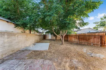 44636 Cedar Avenue, Lancaster, CA 93534 - Photo 12