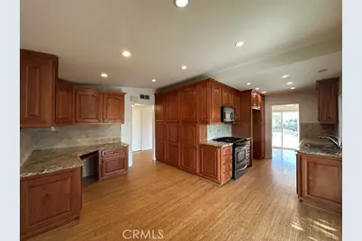 5403 Meadow Vista, Agoura Hills, CA 91301 - Photo 12