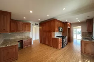 5403 Meadow Vista, Agoura Hills, CA 91301 - Photo 12